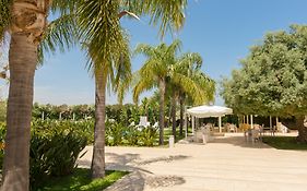 Kalaonda Plemmirio Hotel